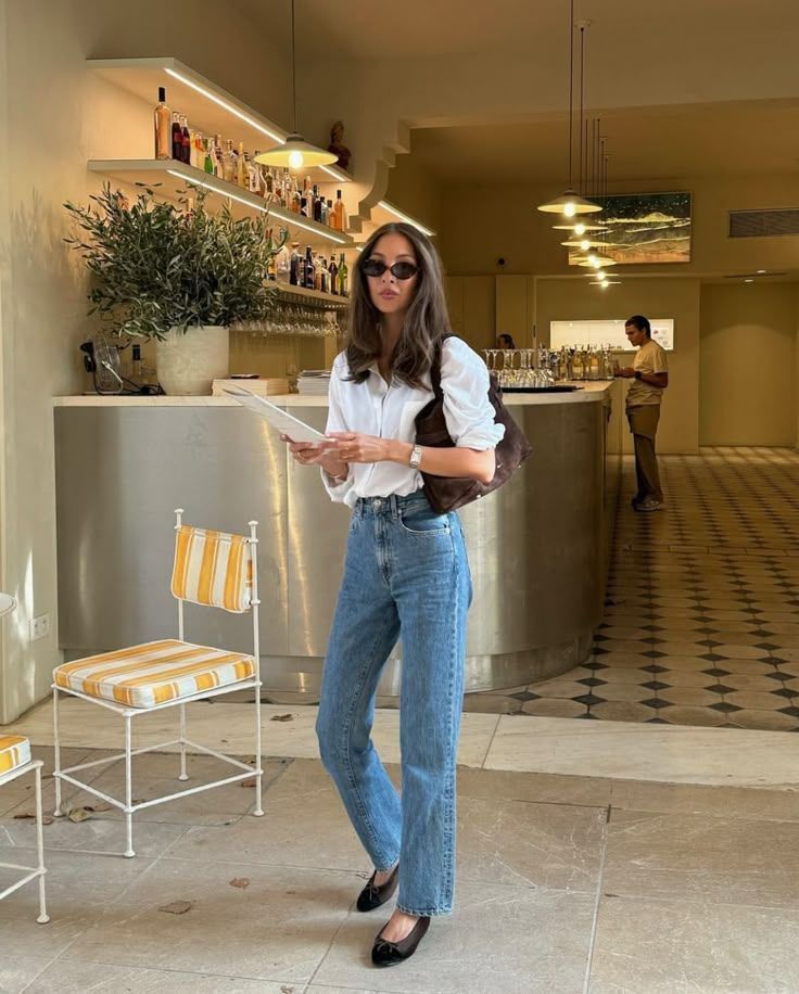 straight leg jean-τάσεις-Άνοιξη-Καλοκαίρι 2025-ιδέες- straight leg jean-τάσεις-Άνοιξη-Καλοκαίρι 2025-ιδέες-