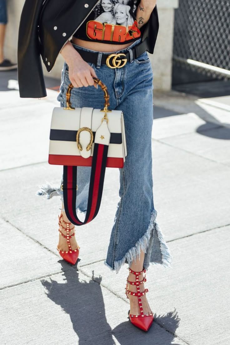 Τα 8 trends στα Denim Looks που θα πρωταγωνιστήσουν την Άνοιξη – Καλοκαίρι 2025