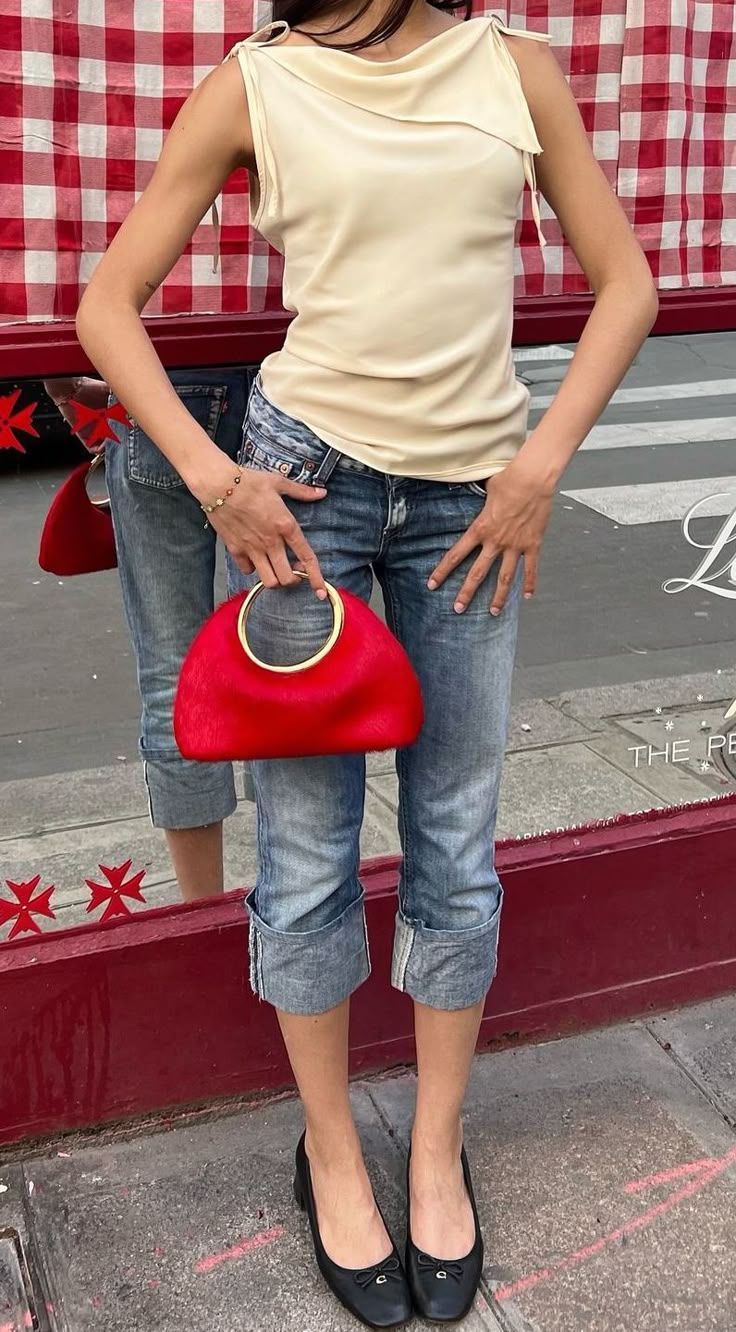 Τα 8 trends στα Denim Looks που θα πρωταγωνιστήσουν την Άνοιξη – Καλοκαίρι 2025