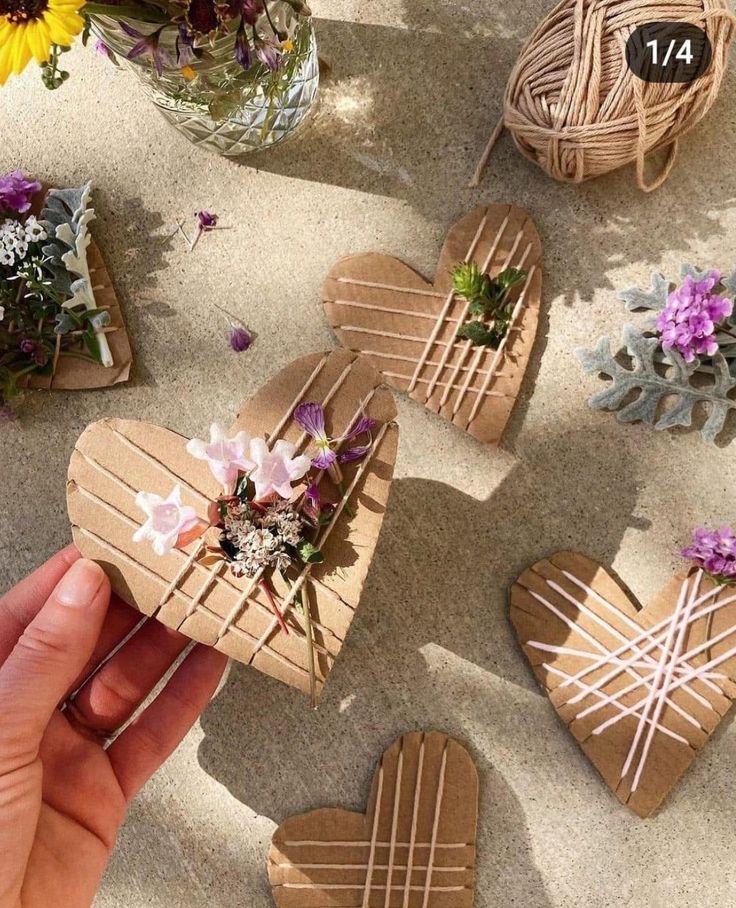 καρδιές-με-σπάγκο-και-λουλούδια-για-το-Πάσχα-ιδέες-