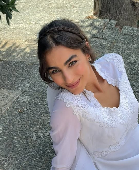 Όλγα Μιχαλοπούλου-jean σορτσάκι-Instagram-