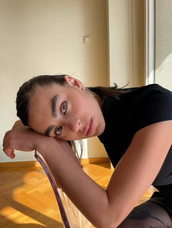 Όλγα Μιχαλοπούλου-jean σορτσάκι-Instagram-