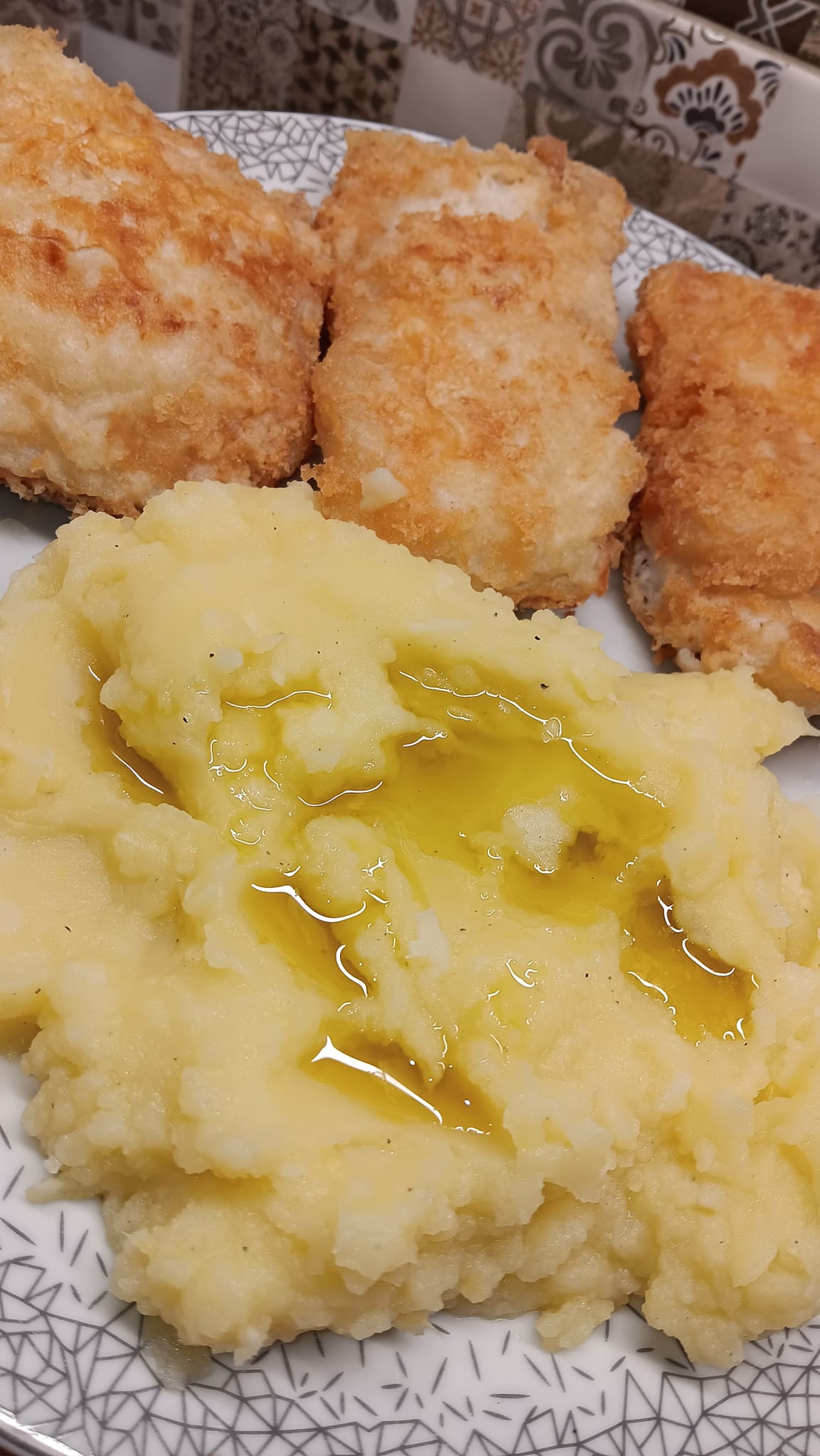 Μπακαλιάρος-στο τηγάνι-με πουρέ πατάτας-συνταγή-