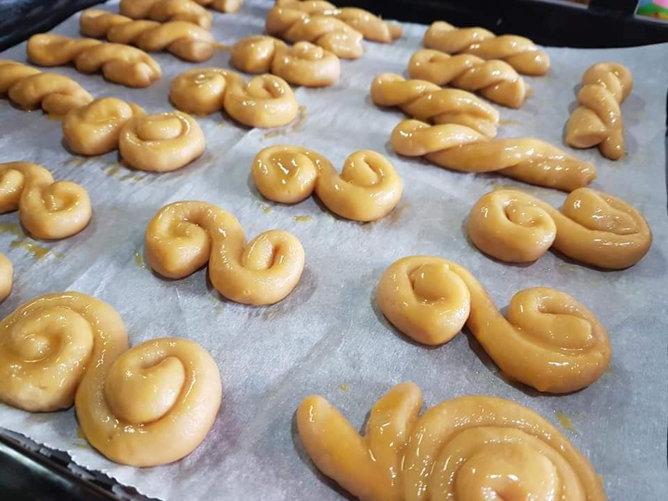 Πασχαλινά κουλουράκια-της-γιαγιάς-συνταγή-