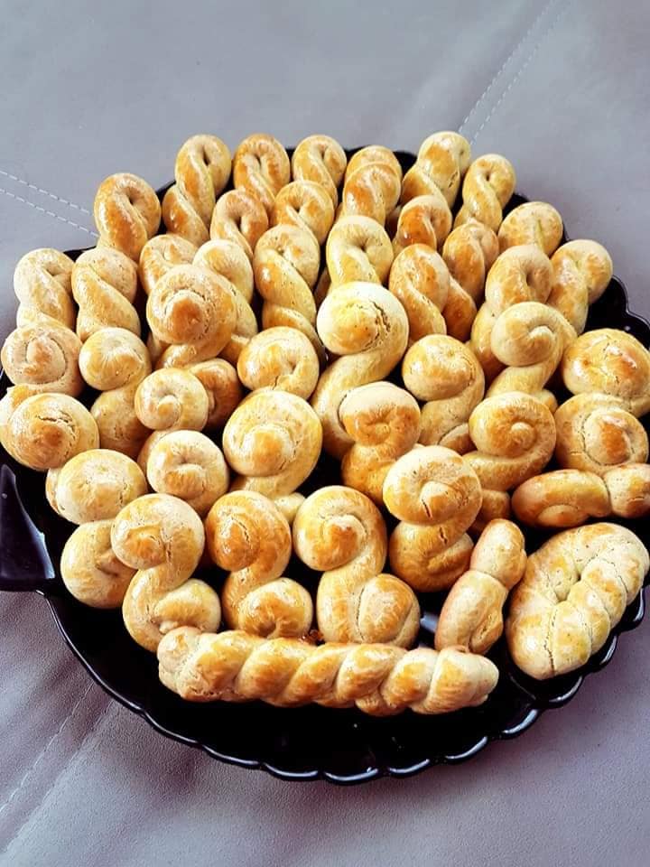 Πασχαλινά κουλουράκια-της-γιαγιάς-συνταγή-