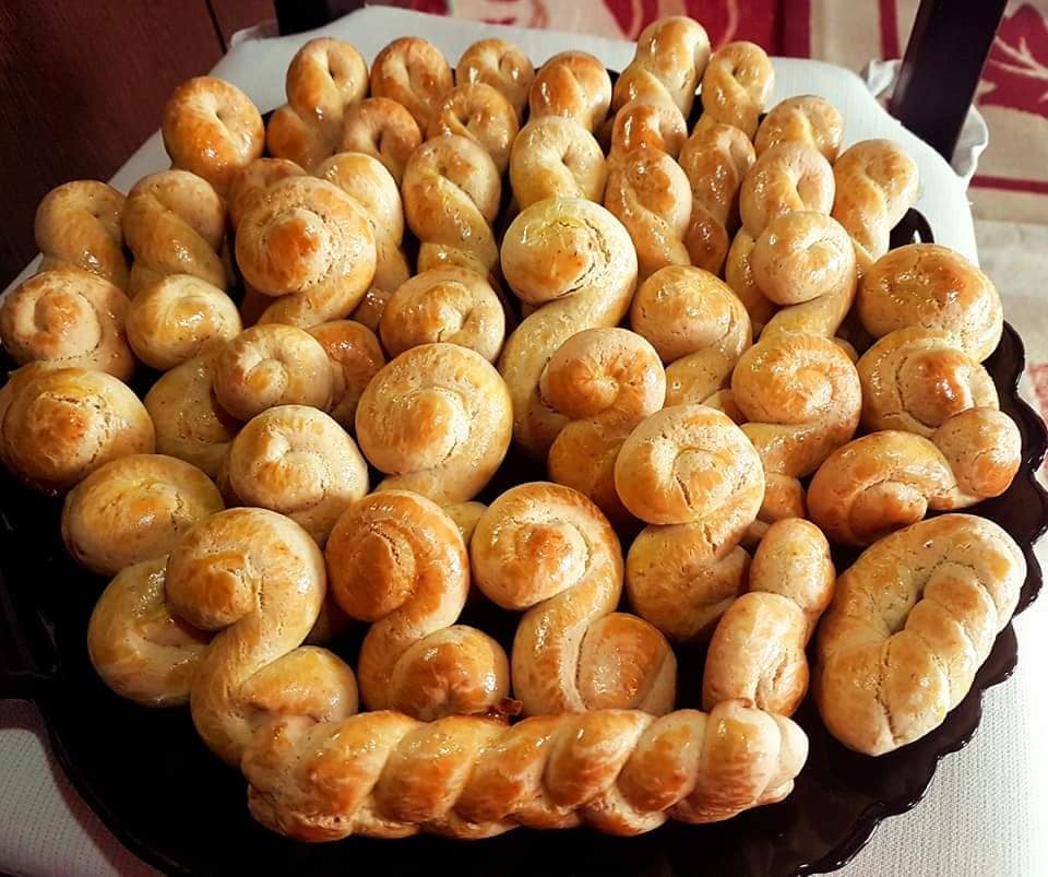 Πασχαλινά κουλουράκια-της-γιαγιάς-συνταγή-