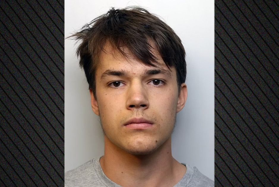 Σοκάρει 17χρονος που σκότωσε την αδερφή του με μαχαίρι – “Την μισούσα όλη μου τη ζωή”