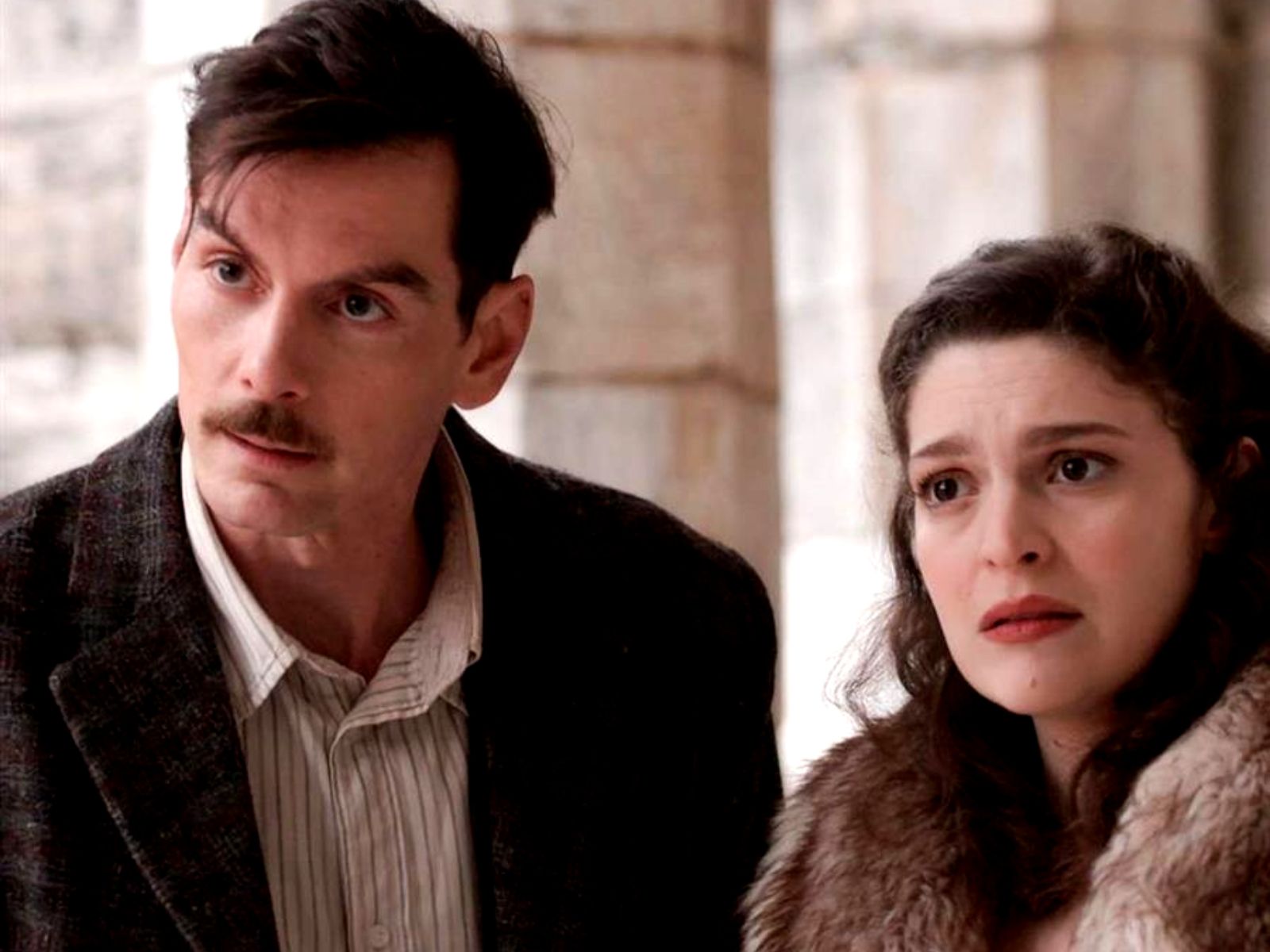 Grand Hotel : Ο Πέτρος ομολογεί στον Ρήγα οτί είναι εραστής της Αλίκης και εκείνος ορμά για να τον σκοτώσει