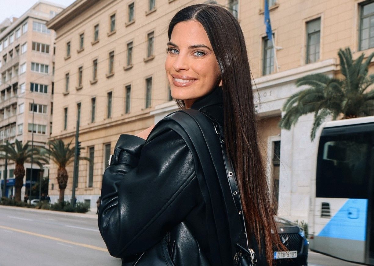 Η Χριστίνα Μπόμπα έγινε κοκκινομάλλα – Η αλλαγή που την έκανε αγνώριστη