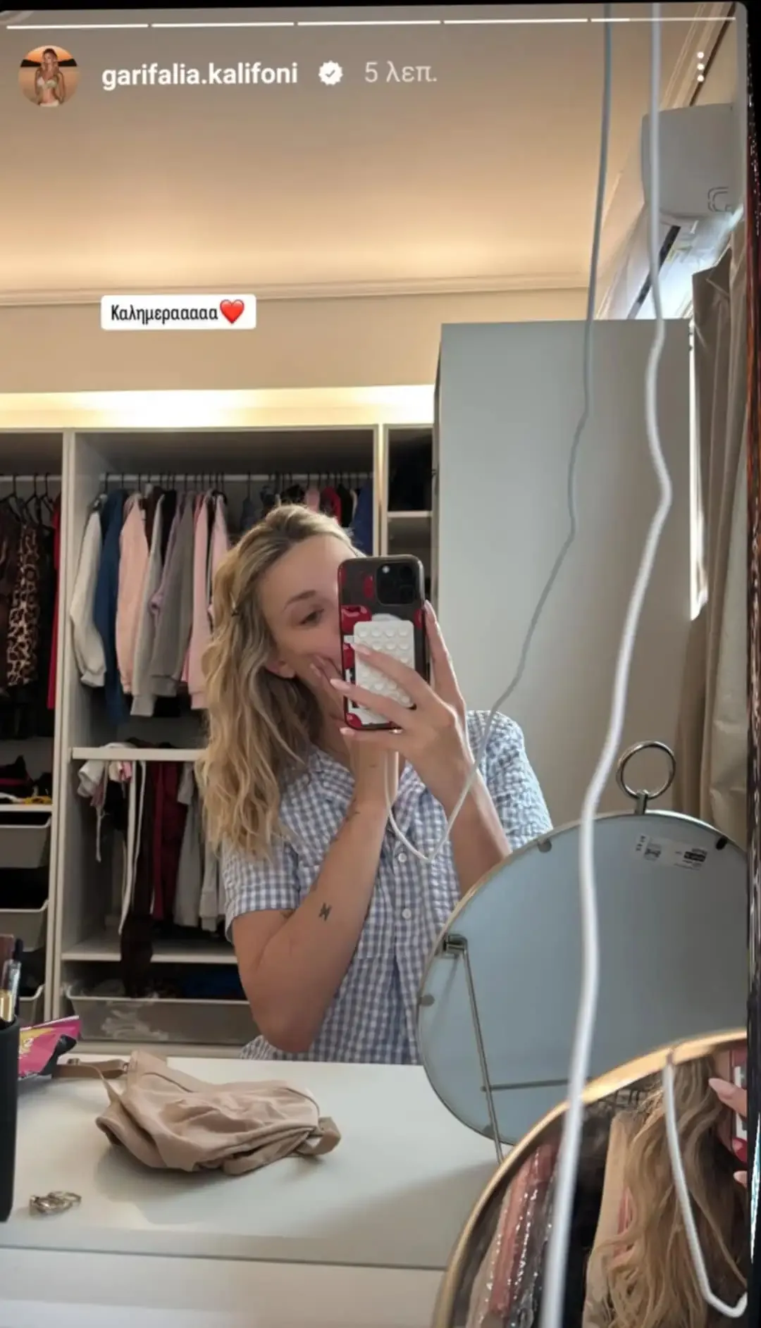 f9b760f6-a2cd-4e58-8663-ff06fde849b2