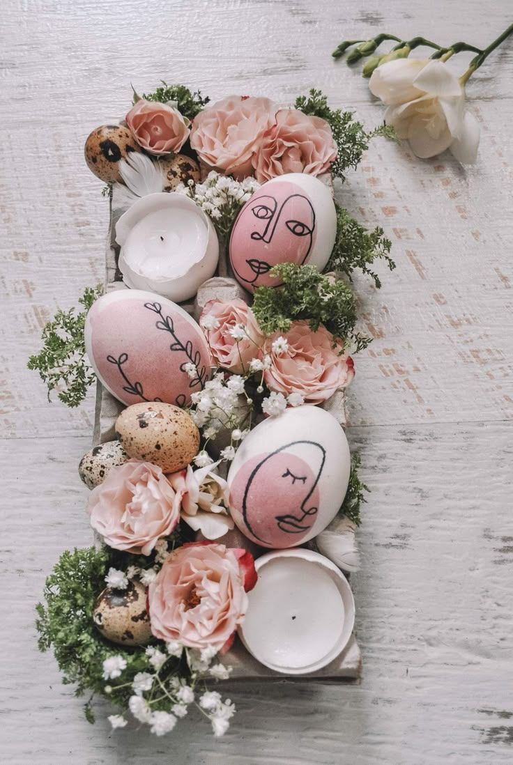 πασχαλινά-αυγά-με-γραμμικά σχέδια-σε-αυγοθήκη-ιδέες- πασχαλινά-αυγά-με-γραμμικά σχέδια-σε-αυγοθήκη-ιδέες-