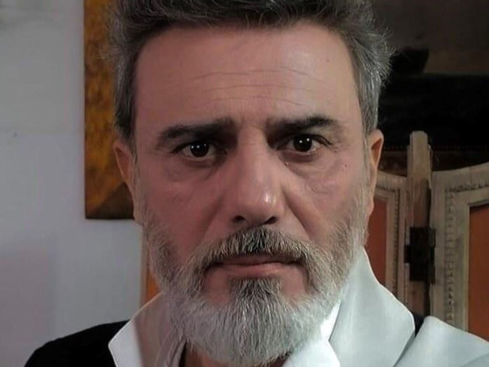 Ηλέκτρα: Ο Καρτάλης μαθαίνει πως η γυναίκα του έχει εραστή και ορκίζεται εκδίκηση