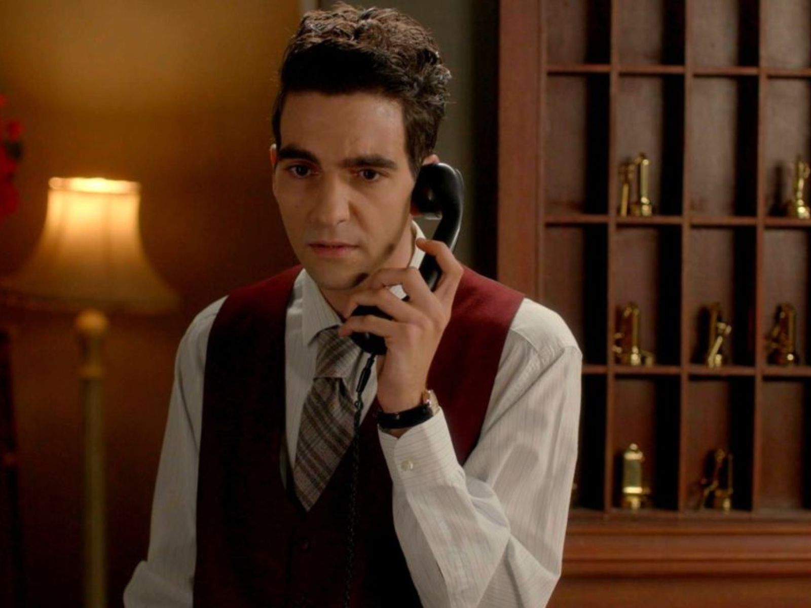 Άγιος έρωτας: Ο Πέτρος μπλέκει με τα ναρκωτικά