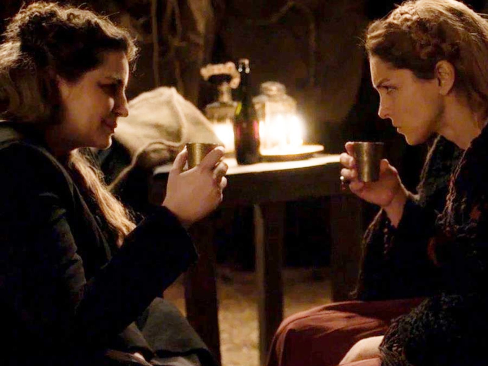 Η Μάγισσα: Ο μυστικός δείπνος που θα μοιραστούν οι τρεις γυναίκες θα αποκαλύψει πολλά για την Πανδώρα και την μητέρα της