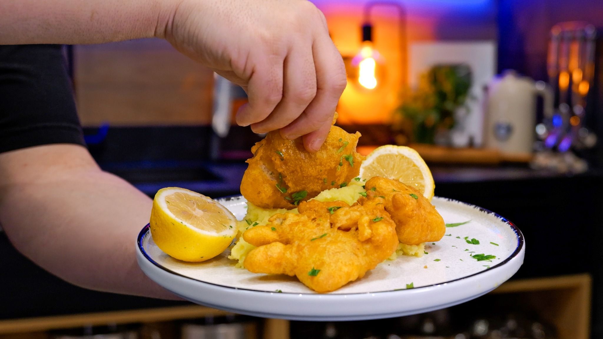 τραγανός μπακαλιάρος-σκορδαλιά-με-το-καλύτερο κουρκούτι-για-την-25η Μαρτίου-συνταγή- τραγανός μπακαλιάρος-σκορδαλιά-με-το-καλύτερο κουρκούτι-για-την-25η Μαρτίου-συνταγή-