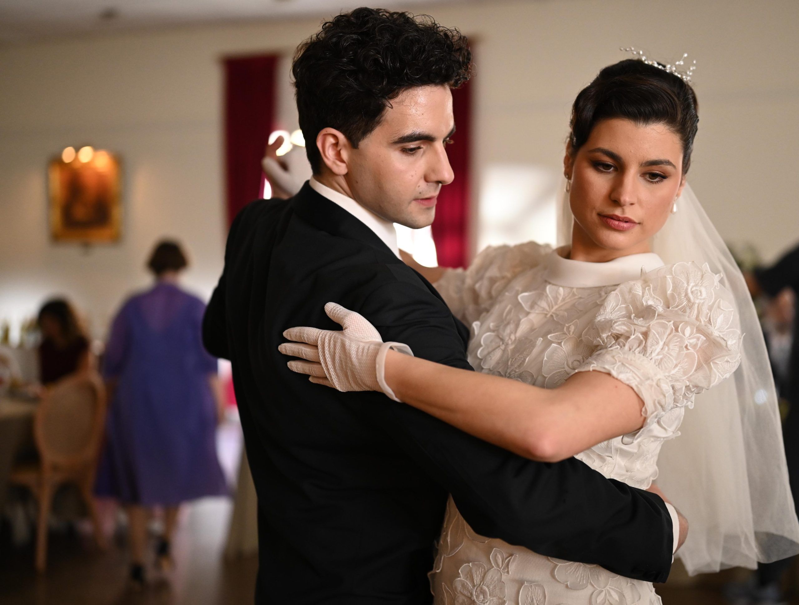 Άγιος Έρωτας: Τα επεισόδια της εβδομάδας – Η Χλόη επιστρέφει και μαζί υφαίνεται μια εκδίκηση