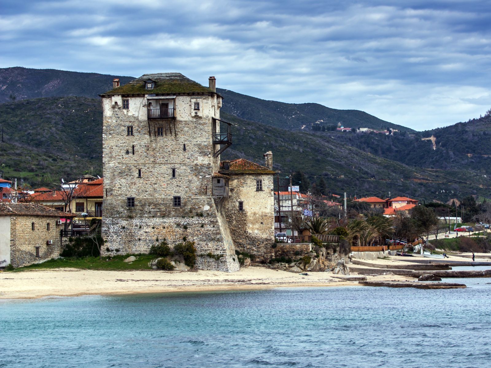 Πασχαλινές-διακοπές-στη-Χαλκιδική-πληροφορίες-
