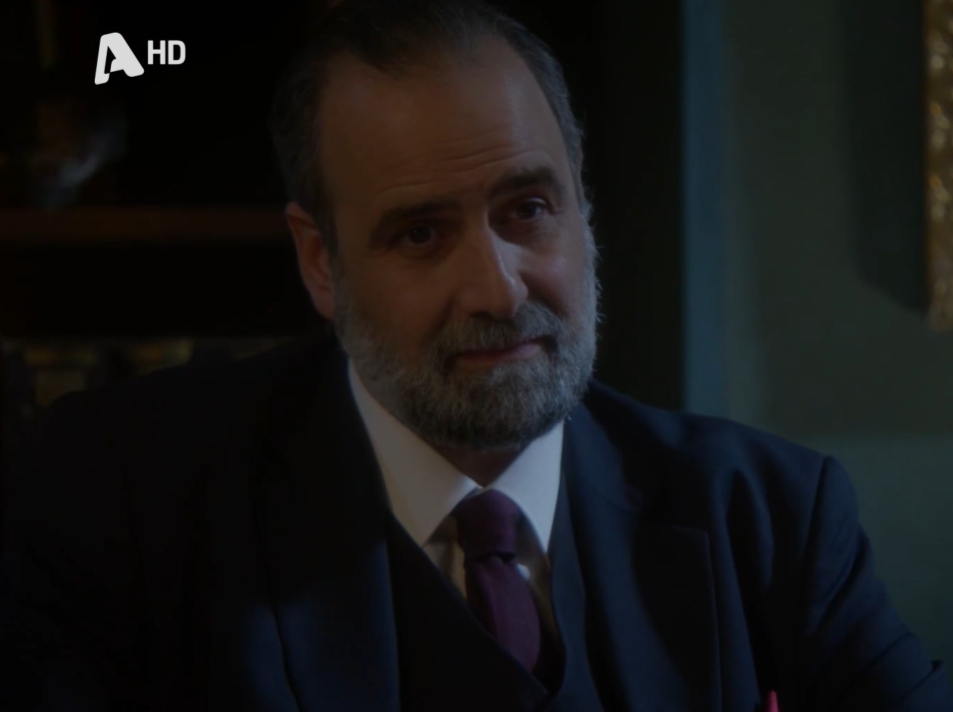 Άγιος Έρωτας: Η Θαλεια ανακοινώνει στον Παύλο πως όλη του η περιουσία της ανήκει και τον διώχνει