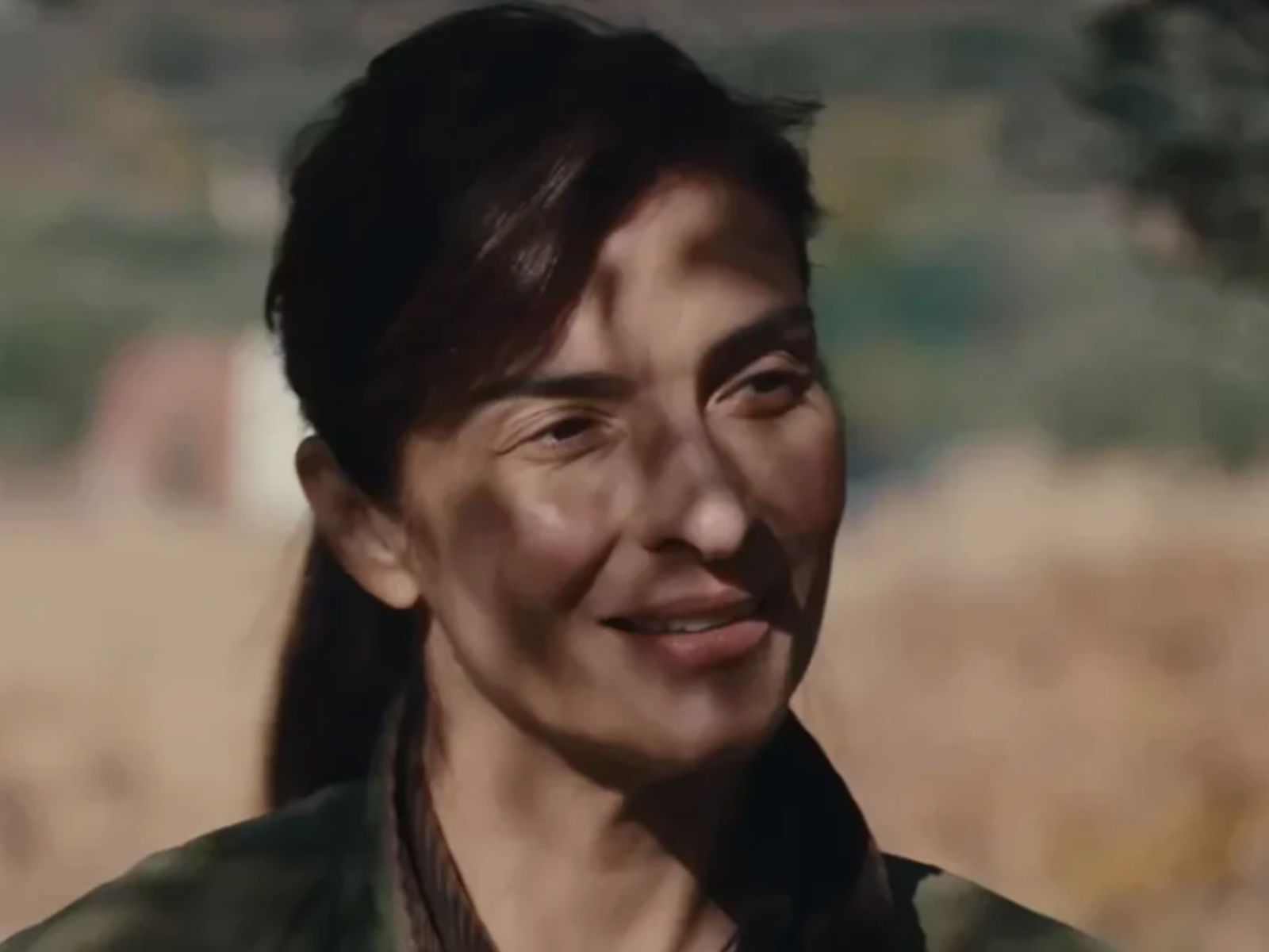 Η Γη της Ελιάς : H Ιουλία ξεκαθαρίζει στην Αριάδνη ότι δεν θέλει να πλησιάζει ο Κουράκος ούτε το σπίτι ούτε το παιδί της