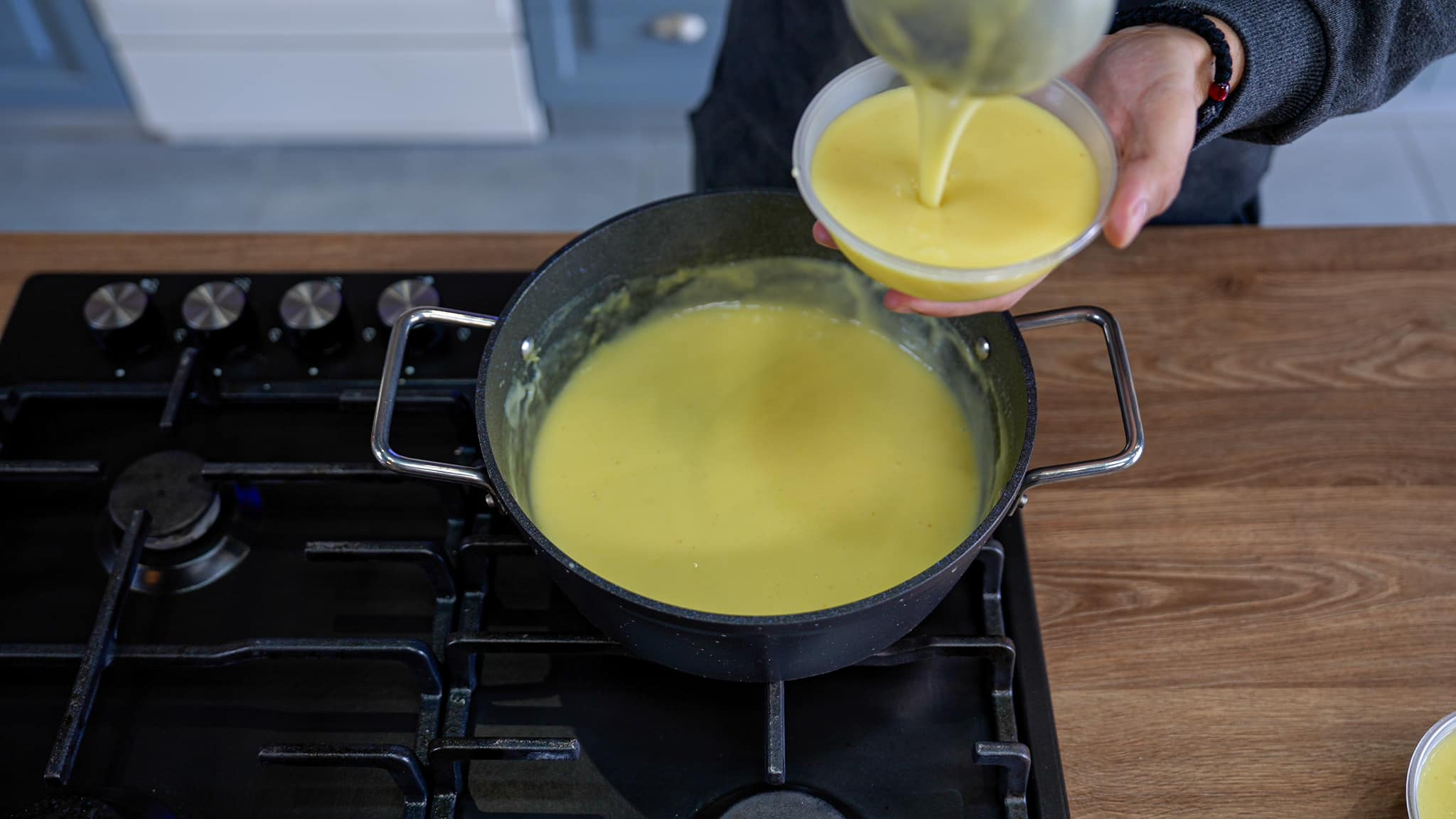 Νηστίσιμη κρέμα ανανά χωρίς ζάχαρη με μόλις 3 υλικά του Δημήτρη Μιχαηλίδη