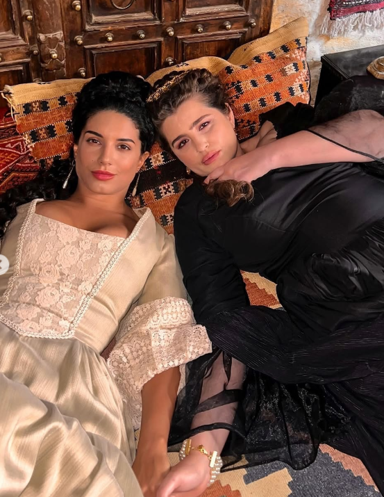 Η Μάγισσα: Το αποχαιρετιστήριο μήνυμα της Έλενας Σαλαμπάση στο Instagram και οι φωτογραφίες από τα backstage