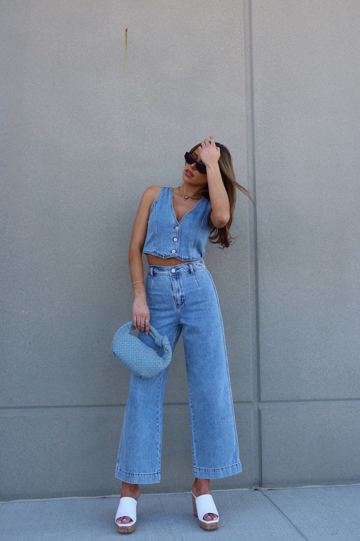 Τρόποι να Συνδυάσεις το Tank Top σου την Άνοιξη σαν Fashionista