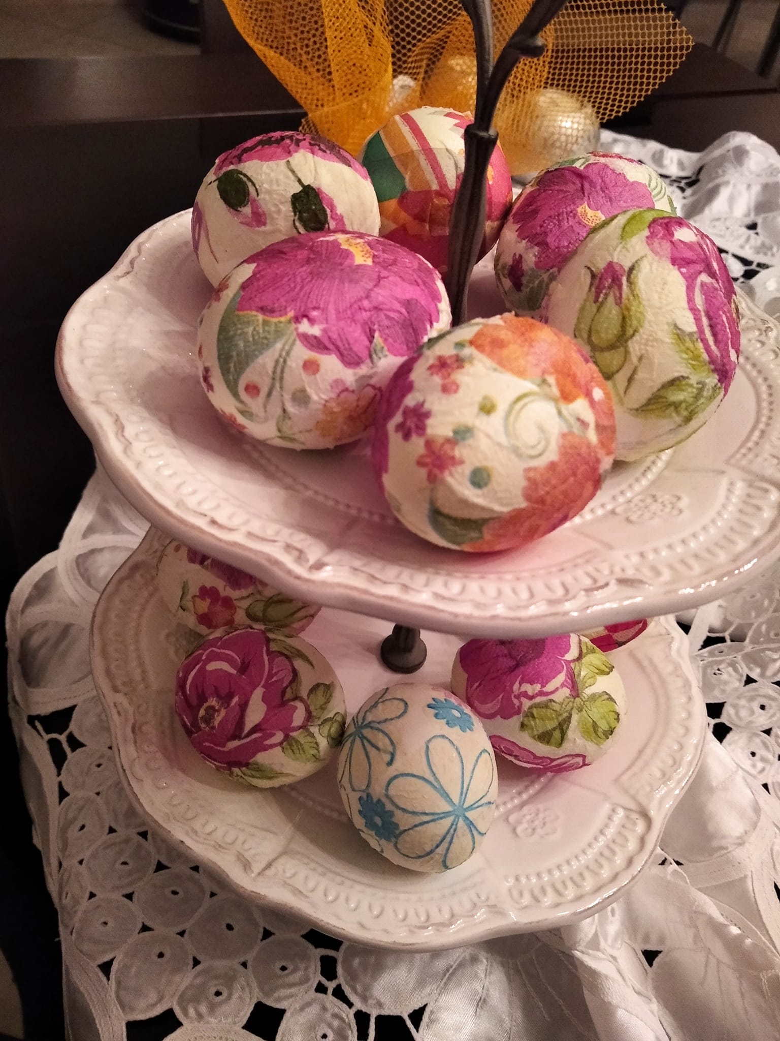 Πασχαλινά αυγά με μέθοδο ντεκουπάζ στο φούρνο