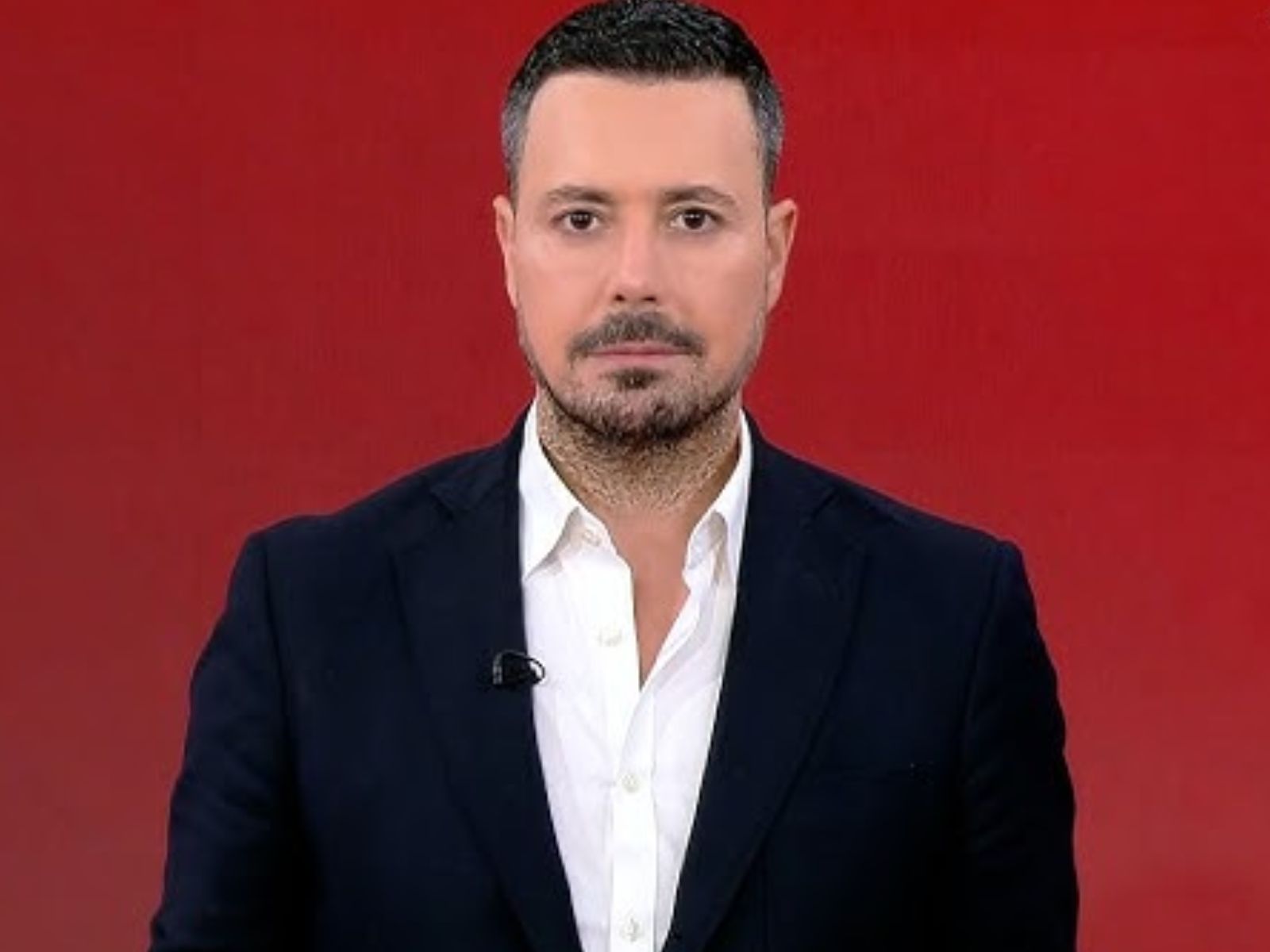 Πέτρος Κουσουλός: “Έχω παντρευτεί τον Θανάση Κατερινόπουλο” – Οι αποκαλυπτικές δηλώσεις του δημοσιογράφου