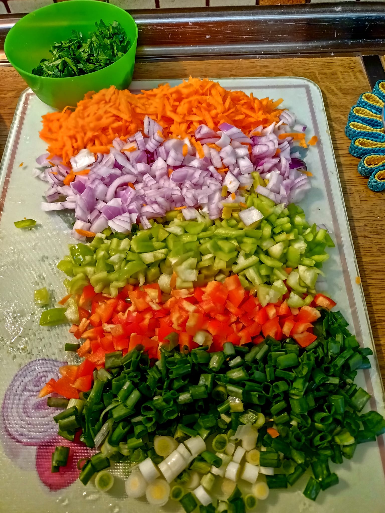 Πολύχρωμη Σαρακοστιανή σαλάτα με φασόλια και πιπεριές