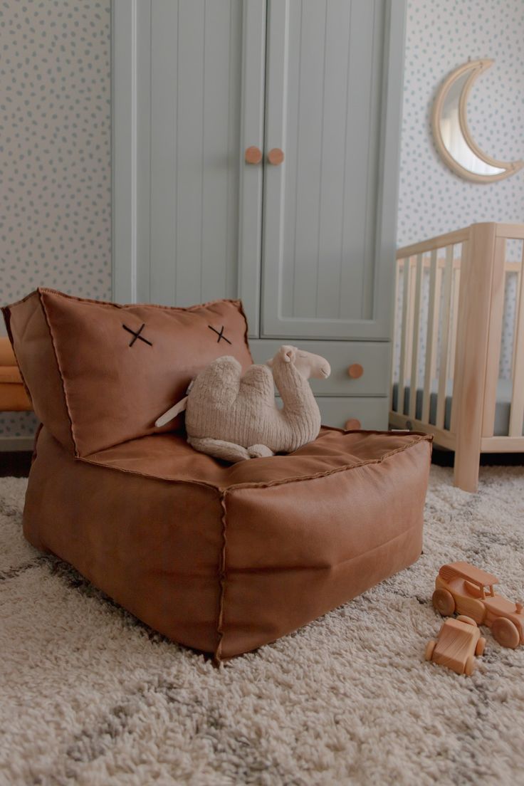 Mocha mousse: To απόλυτο χρώμα στη διακόσμηση του σπιτιού για το 2025