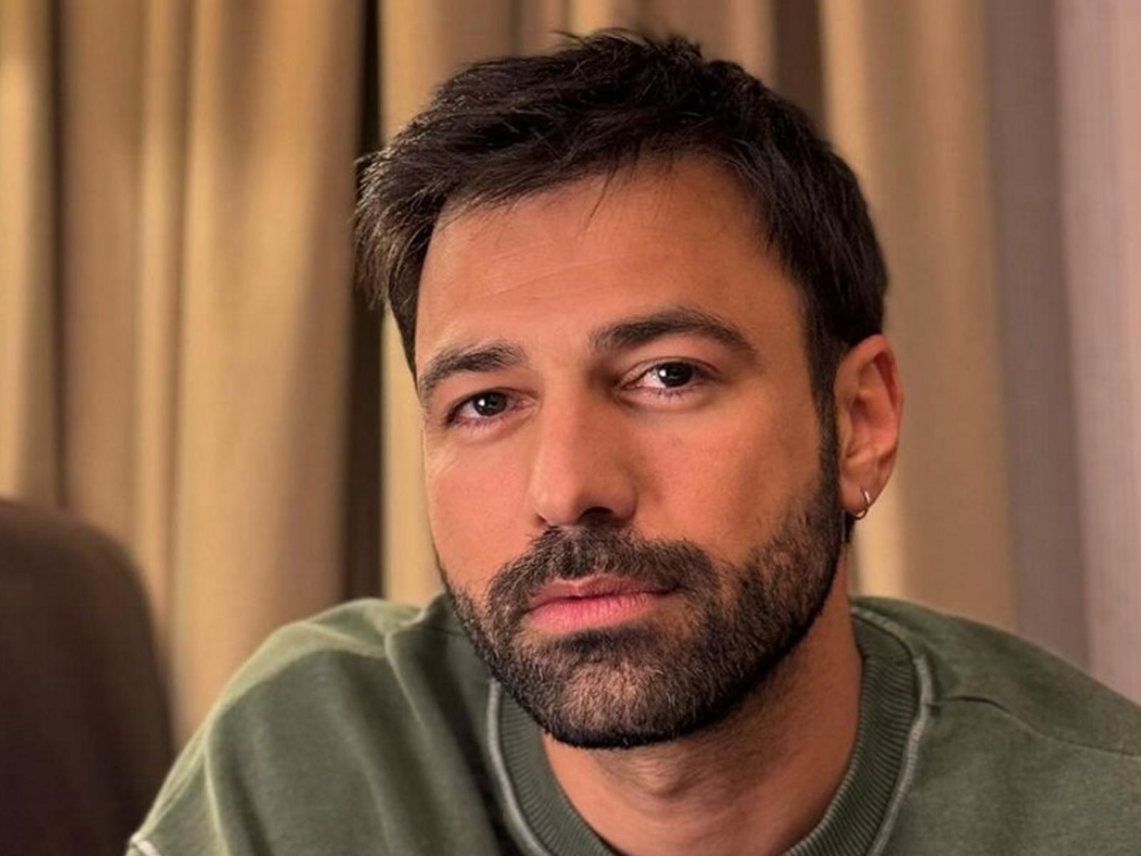 Ανδρέας Γεωργίου: “Η μάνα μου παρακαλούσε το Θεό να συγχωρήσει τον πατέρα μου και να μη πεθάνει μόνος του”- Η συγκινητική του δήλωση