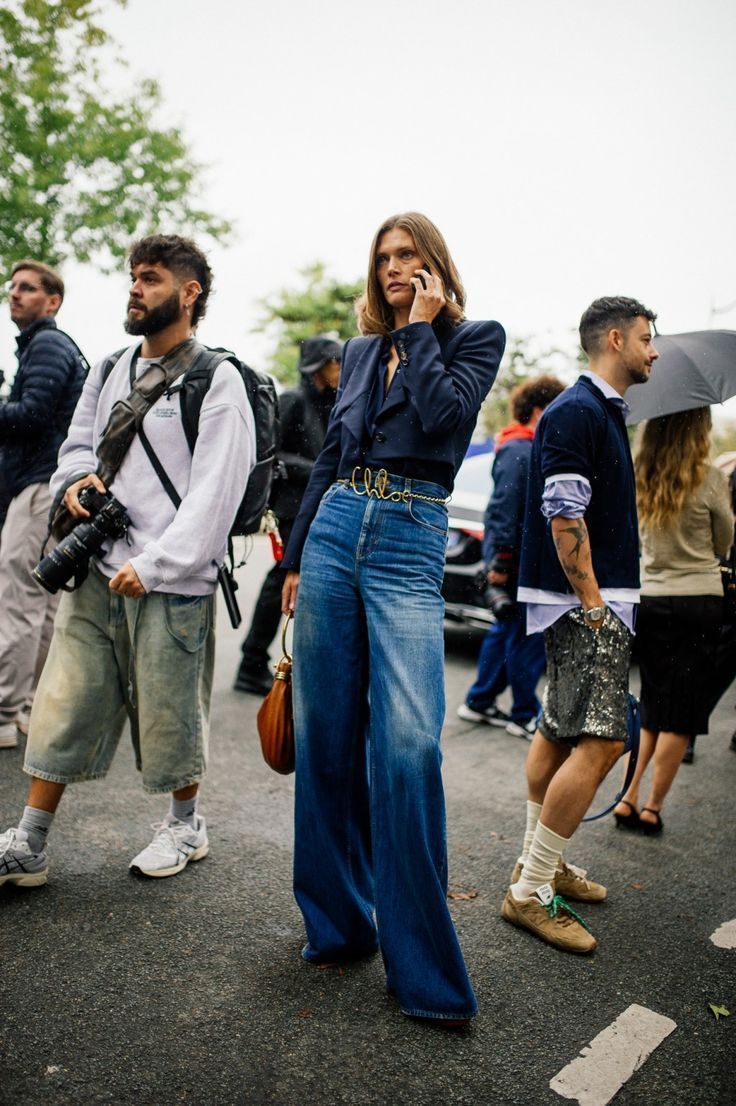 Οι κορυφαίες street style εμφανίσεις των Fashion Weeks για να εμπνευστείς αυτόν τον Απρίλιο