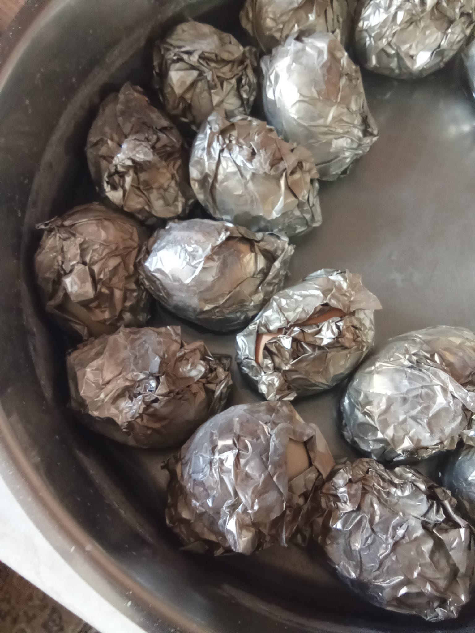 Πασχαλινά αυγά με φύλλα χρυσού