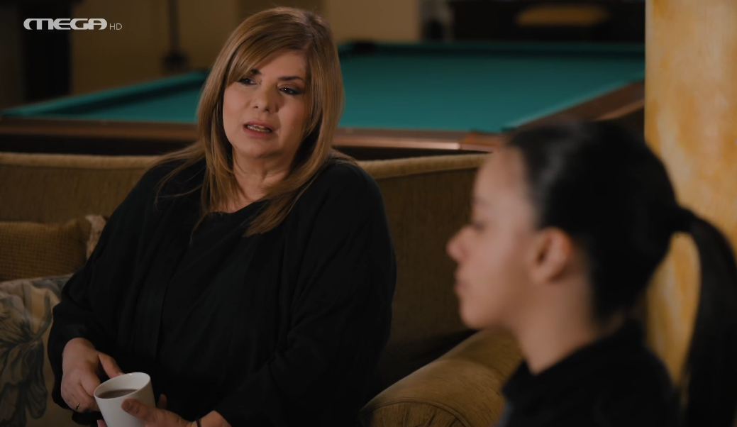 Η Γη της Ελιάς: O Δημοσθένης προσπάθει να παγιδευσει την Ειρήνη αλλά εκείνη τον καταλαβαίνει