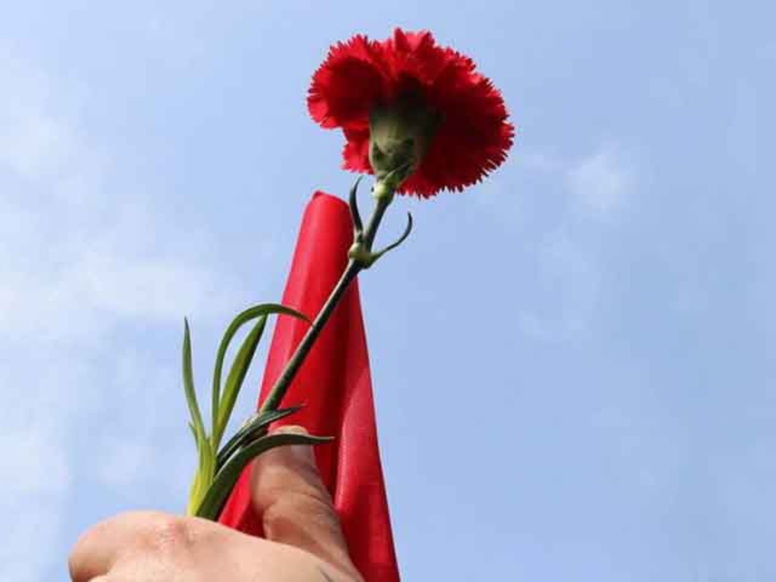 Τι θα γίνει με την αργία της Πρωτομαγιάς; Θα μεταφερθεί φέτος;