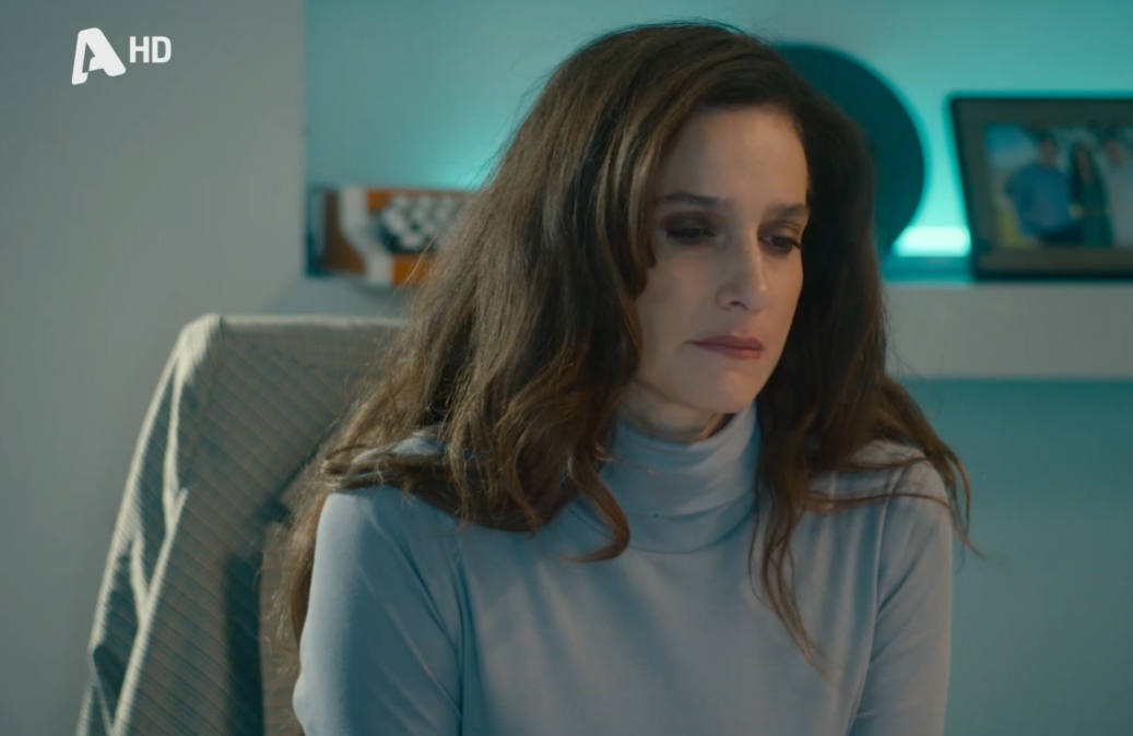 Ο τιμωρός : Από όλους περίμενα την προδοσία, αλλά όχι από εσένα- H Ελλη γίνεται κομμάτια