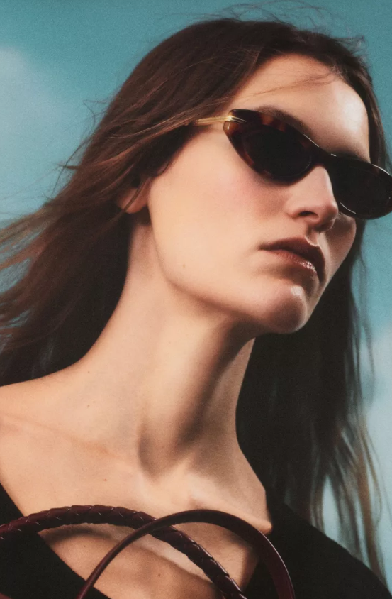 sunglasses trends 2025: Οι κορυφαίες τάσεις στα γυαλια ηλίου για το φετινό καλοκαίρι