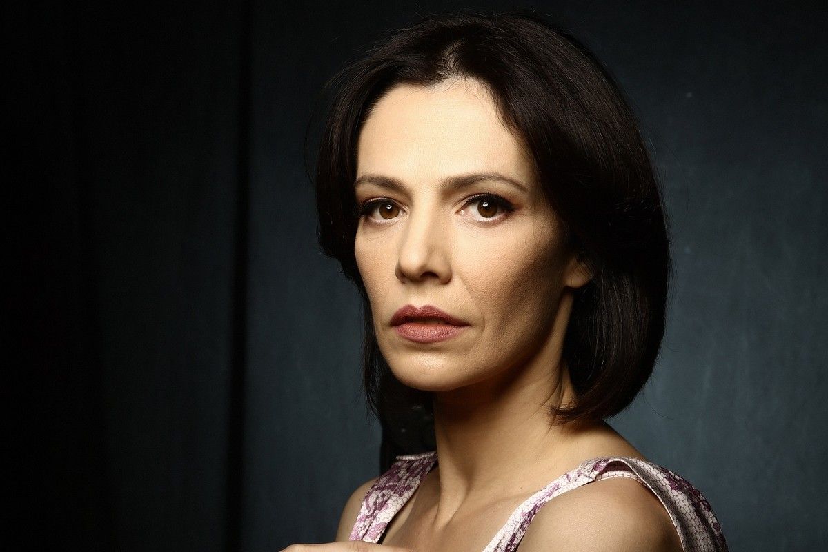 Αγνώριστη η Μαριλίτα Λαμπροπούλου στον πρώτο της ρόλο το 2002 με αντρικό κούρεμα