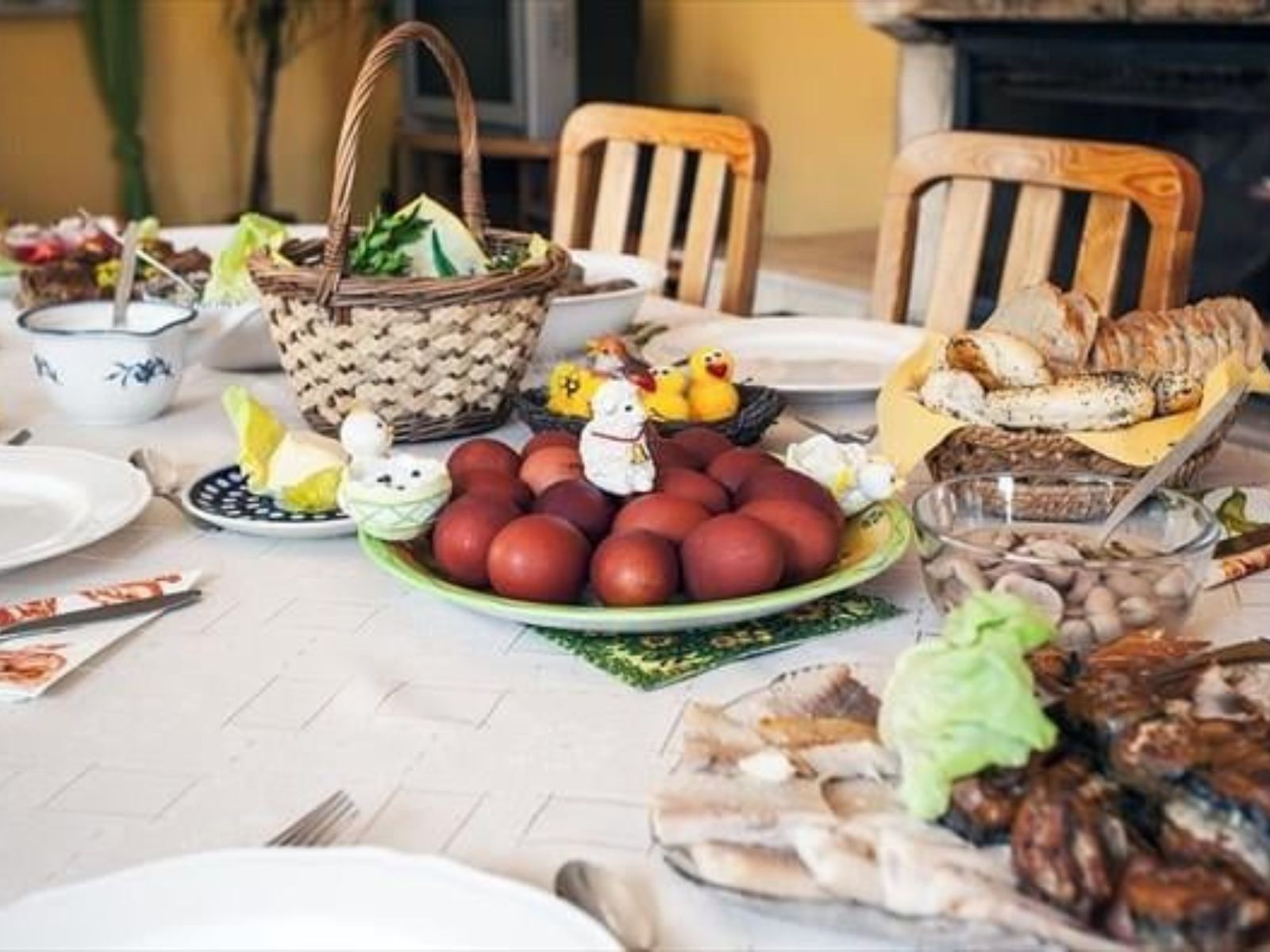 ΕΦΕΤ: Όλα όσα πρέπει να προσέξουμε στις αγορές για το Πάσχα- Προειδοποίηση για κρέας και αυγά