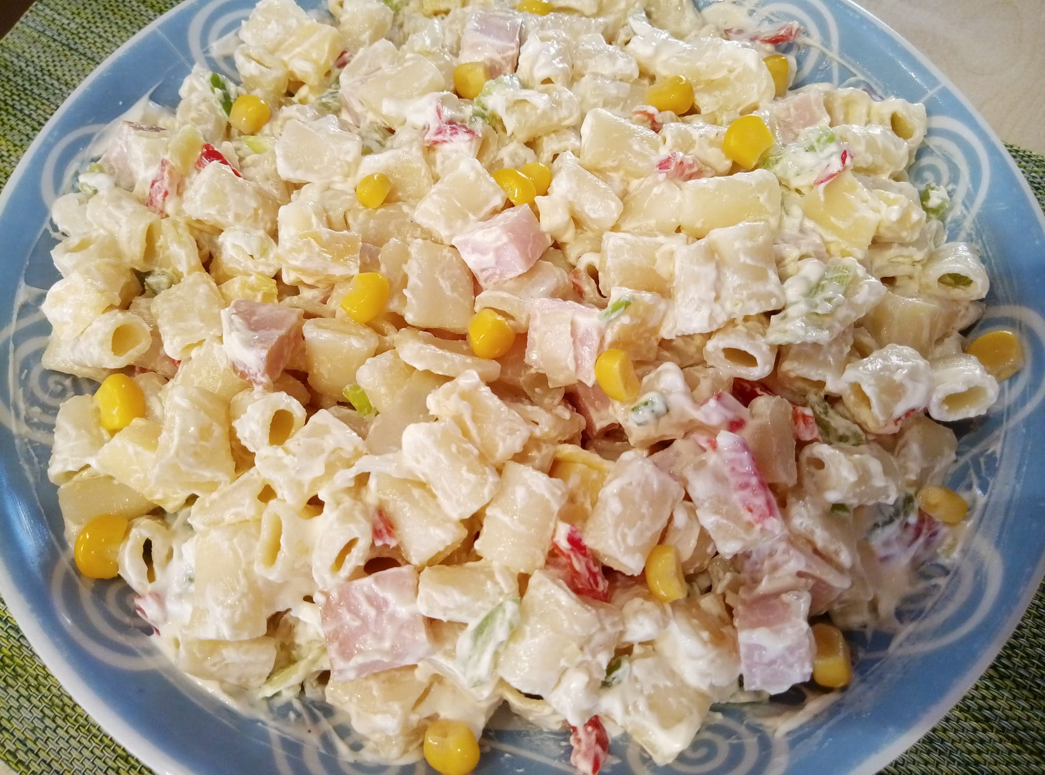 Μακαρονοσαλάτα για το Πασχαλινό τραπέζι