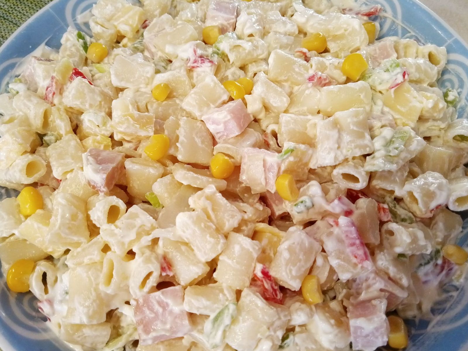 Μακαρονοσαλάτα για το Πασχαλινό τραπέζι