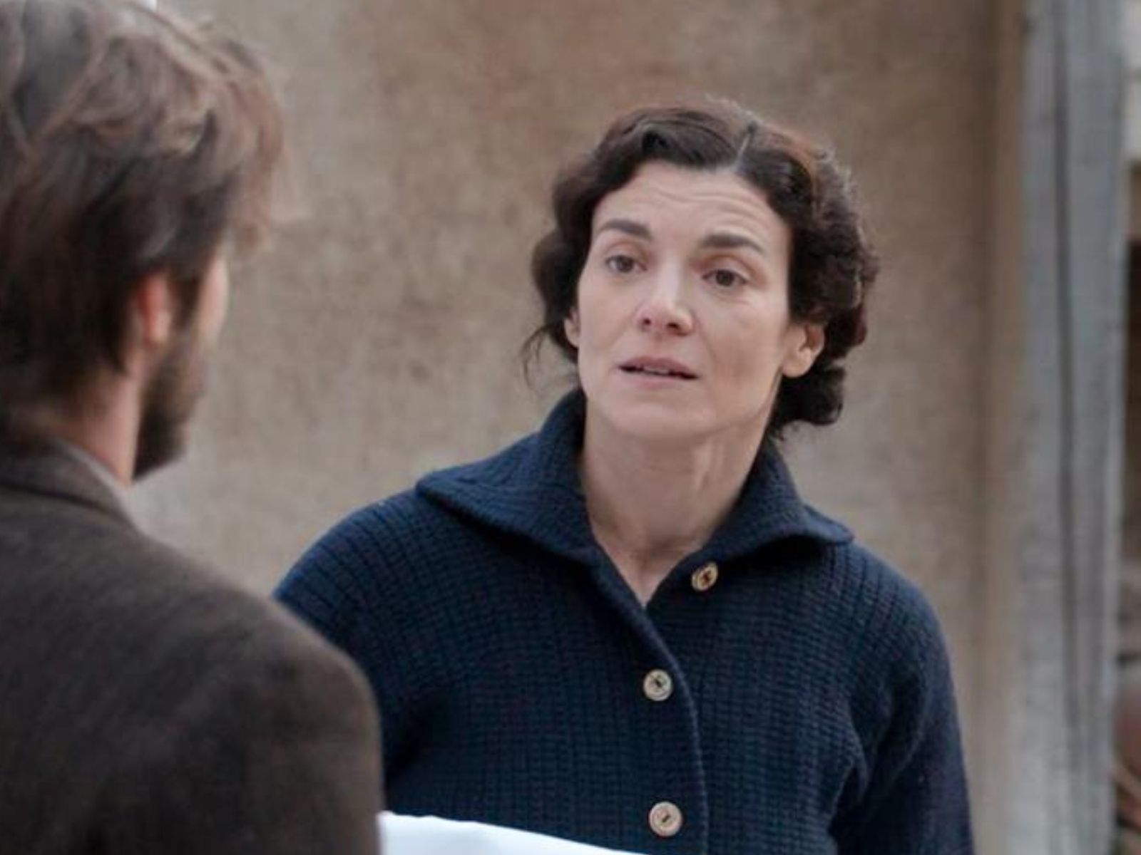 Grand Hotel: Η Θεώνη καταδίδει τον Ιάκωβο στην αστυνομία