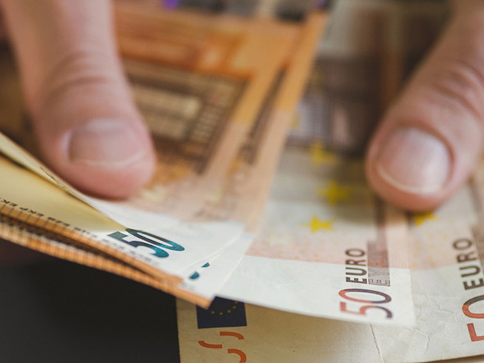 Voucher 200 ευρώ για όλους- Που θα κάνετε την αίτηση