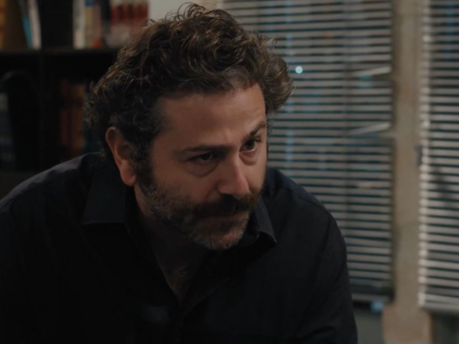 Η Γη της Ελιάς: Ο Λουκάς δολοφονείται μέσα στη φυλακή