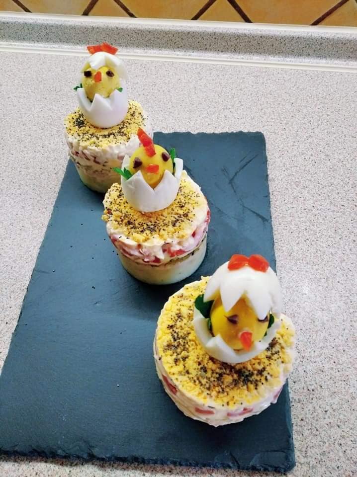 Ατομική Πασχαλινή πατατοσαλάτα