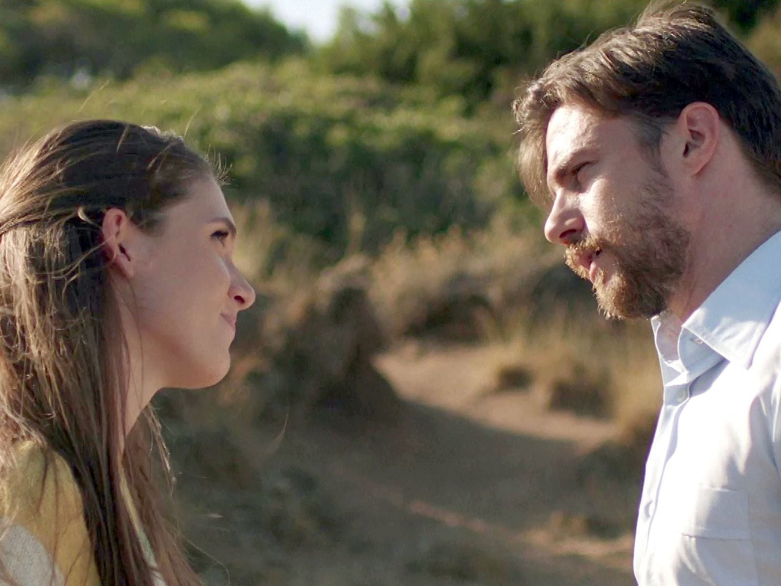 Η Παραλία: Ιφιγένεια και Παύλος ένα βήμα πριν το χωρισμό