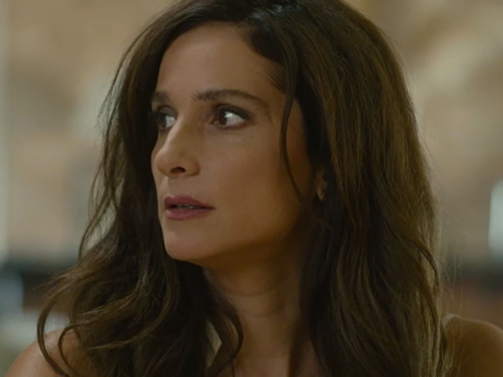 Ο Τιμωρός: Η Έλλη εισβάλλει κρυφά στο σπίτι του Μάρκου και μαθαίνει όλη την αλήθεια για τους Κομνηνούς