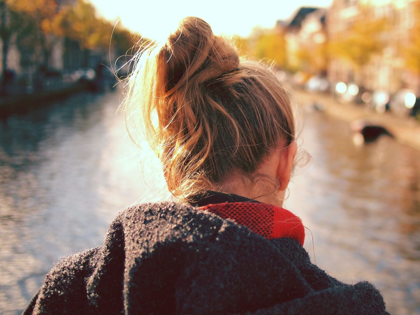 Έφηβος που αντιμιλάει βρίζει και δεν διαβάζει – Πως να βάλεις όρια στους έφηβους σύμφωνα με ψυχολόγο