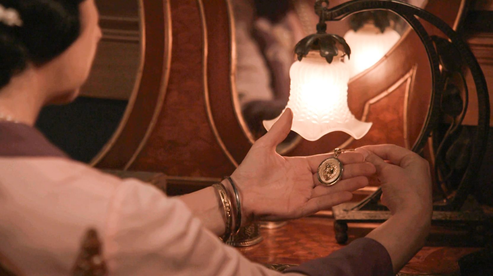 Grand Hotel Επόμενα Επεισόδια: Περιλήψεις επεισοδίων την μεγάλη εβδομάδα