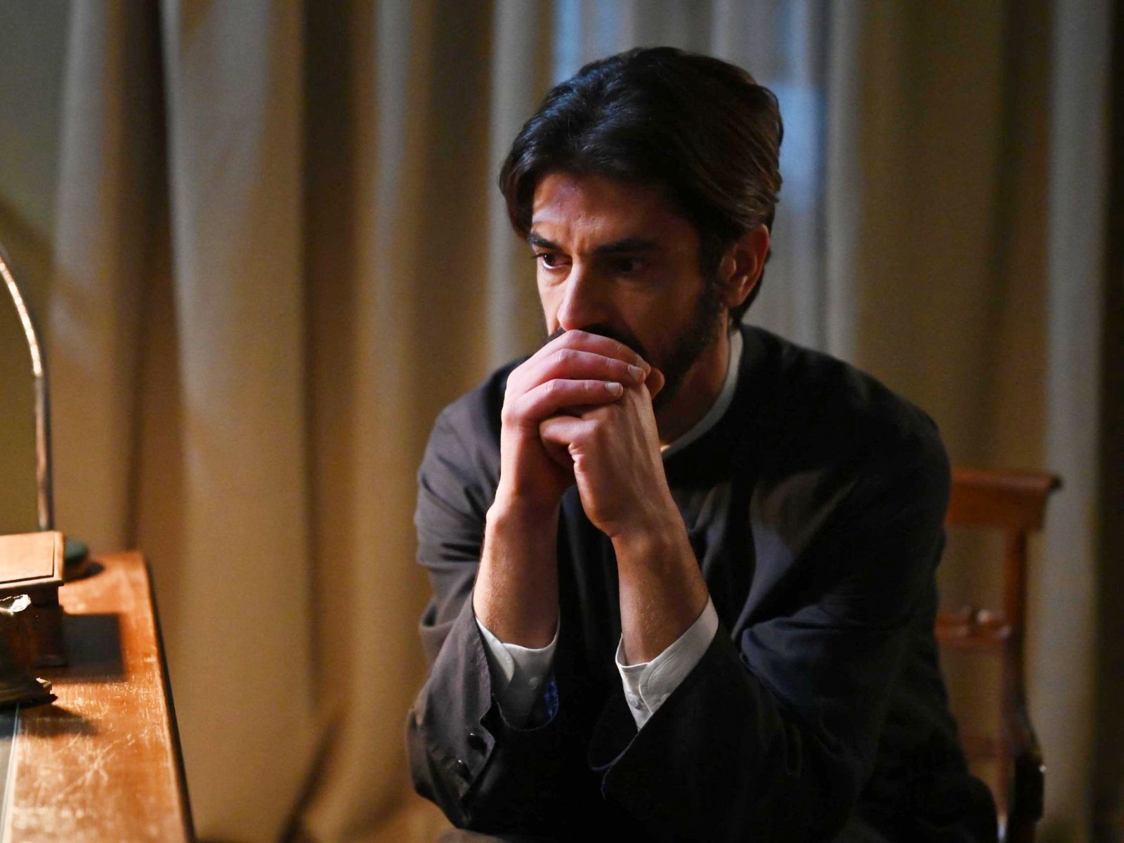 Άγιος Έρωτας επόμενα επεισόδια: 102, 103, 104